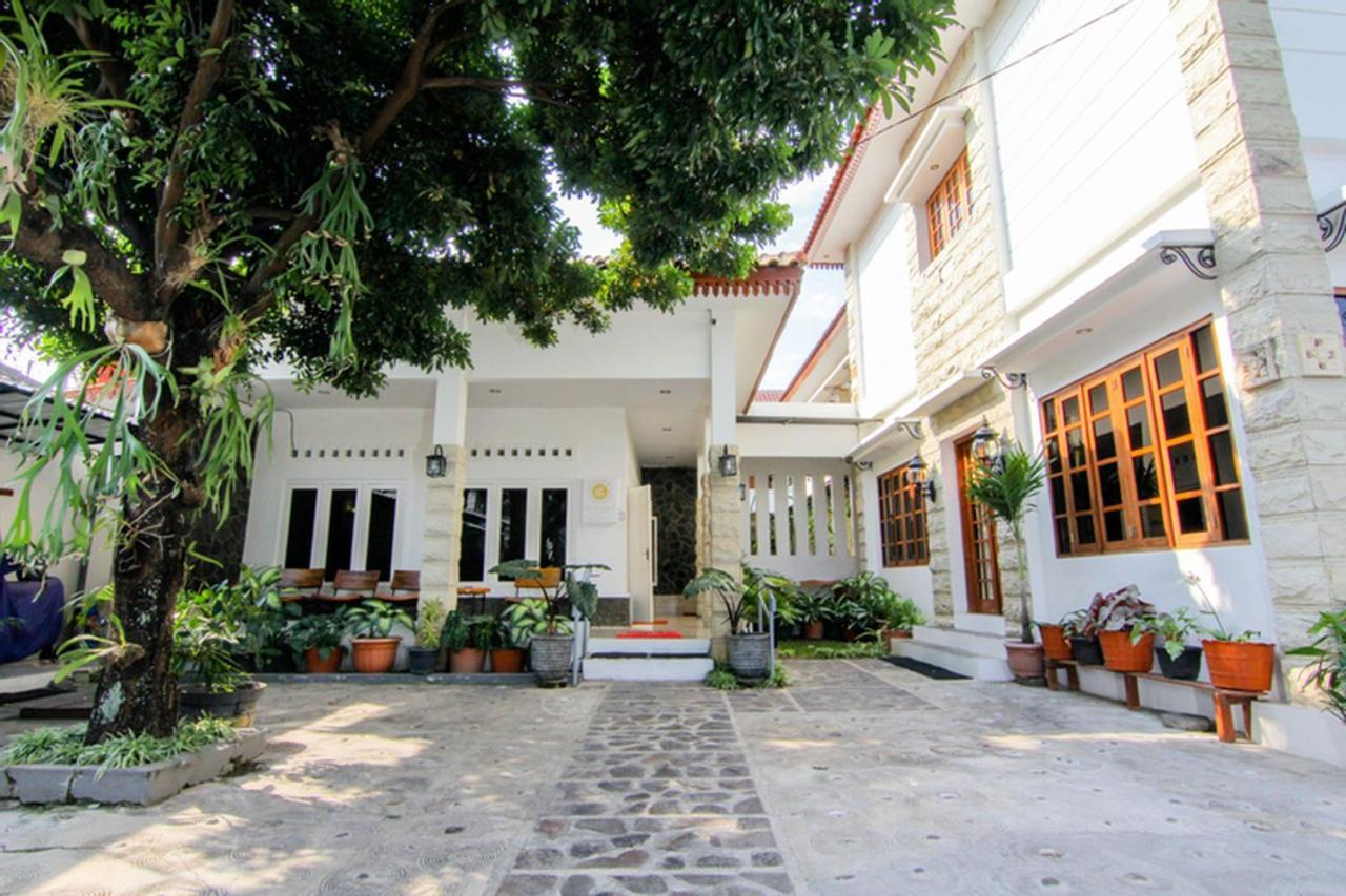 S5 Guest House يوغياكارتا المظهر الخارجي الصورة